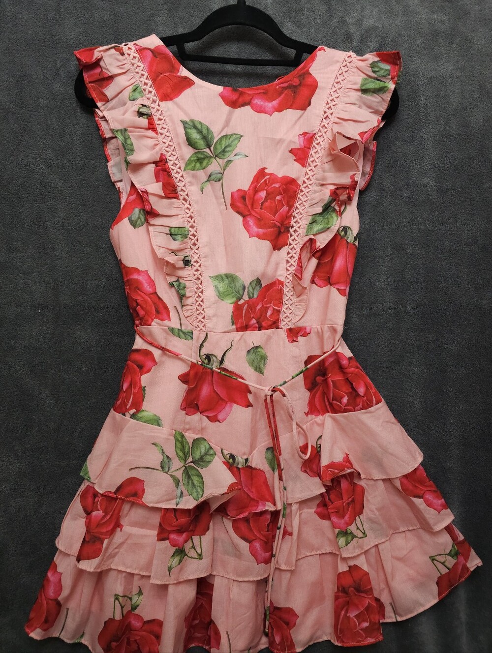 Indikah Pink Rose Floral Tiered Ruffle Romper NWT In MEDIUM